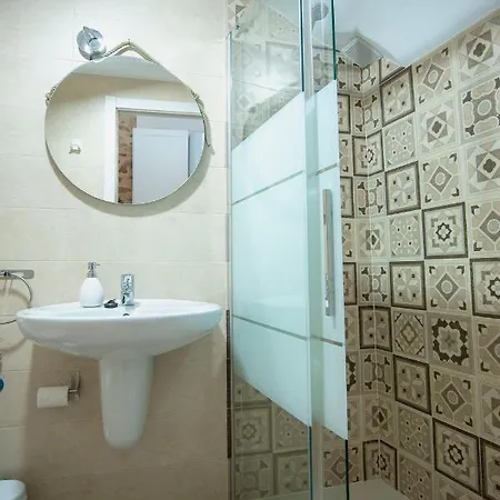 Nuevo Casco Antiguo At Postigo 20